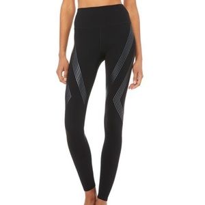 ALO YOGA HIGH WAIST VAPOR LEGGING